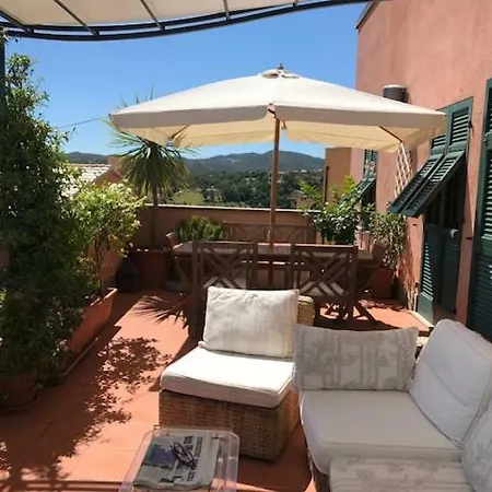 Vakantiehuis Attico Con Vista Spettacolare